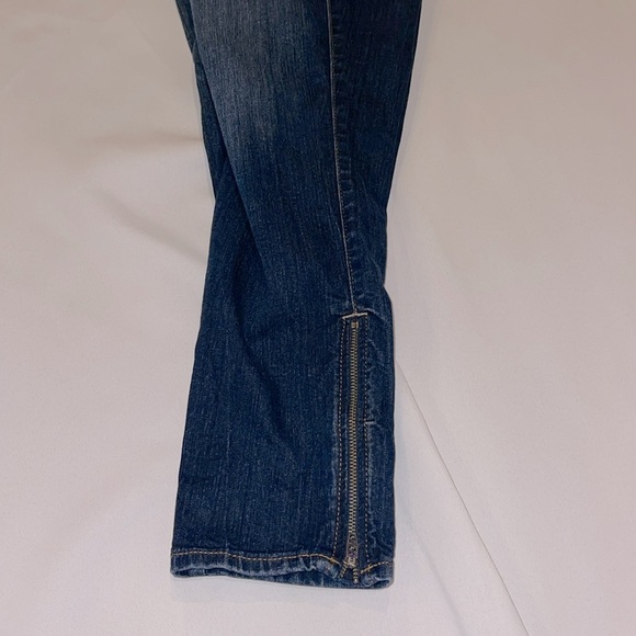 Women’s Express Low Rise Jeans 8R - Picture 7 of 8